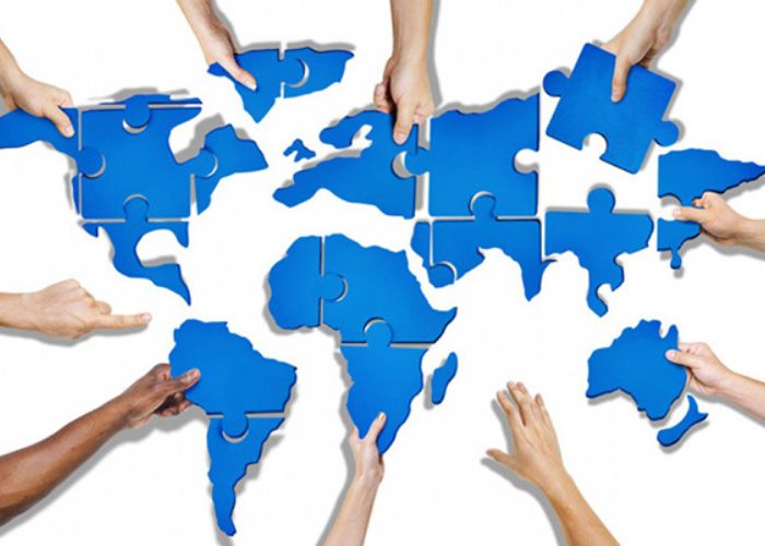 Từ công xưởng Việt Nam –Vươn ra thị trường khu vực.