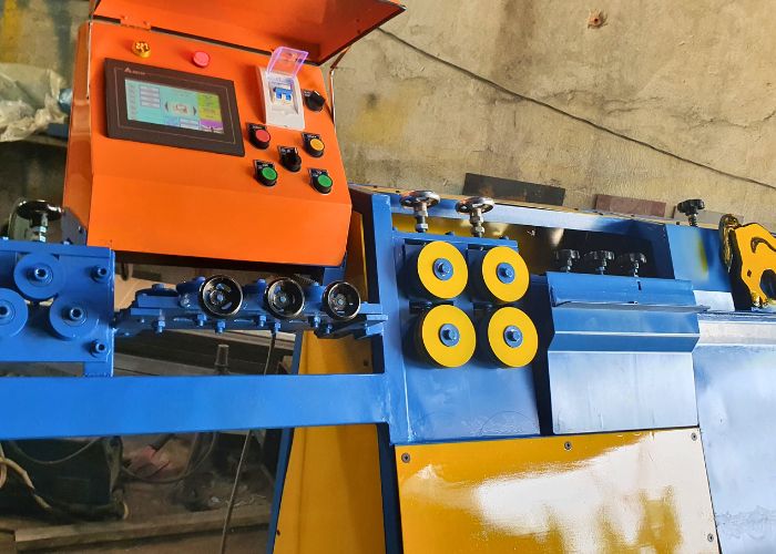 Máy Bẻ Đai Sắt MBD68 Việt Hàn So Với Phương Pháp Thủ Công–Đâu Là Sự Lựa Chọn Tốt Nhất?